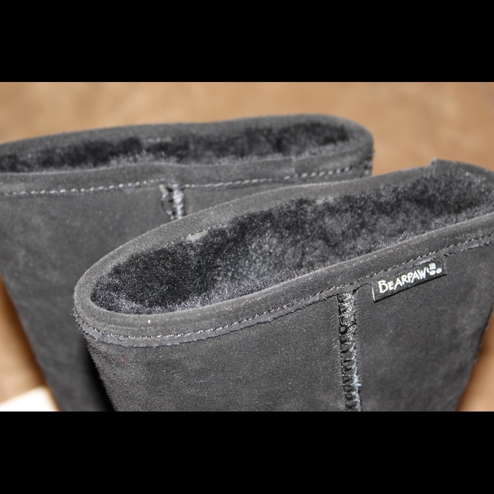 Boots - Picture 3 of 5